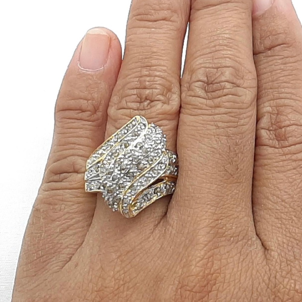 Amazing Genuine 2.70ctw Diamond Cocktail Ring 14kt Gold & .925 Size: 7.5!